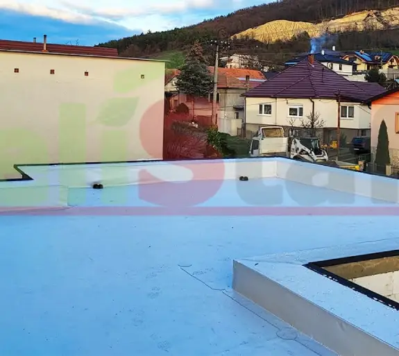 Realizácia novej strechy na dome